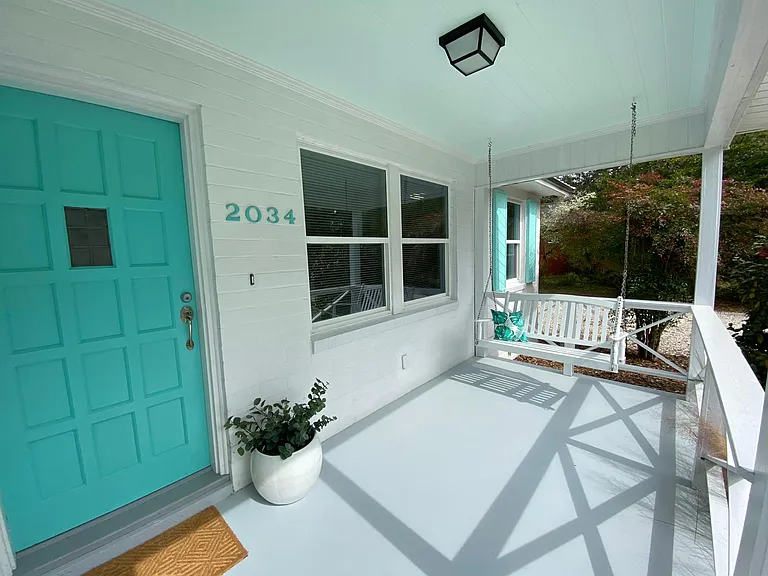2034 NW 7th Ln — Photo 1