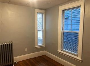 4 Brookline St #1, Cambridge, MA 02139