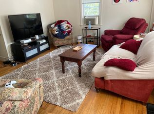 263 Maple Ave #1R, Barrington, RI 02806