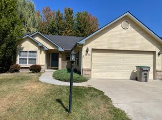 5874 N Parchment Ave, Boise, ID 83713