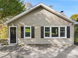 3833 Ettman St, Shrub Oak, NY 10588