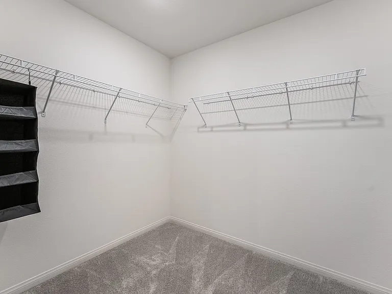 4327 W Gary Ave — Photo 23
