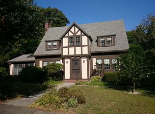 31 Wolcott Rd, Brookline, MA 02467
