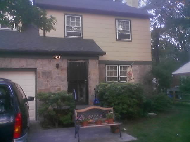 1st image of 1621 Oak St