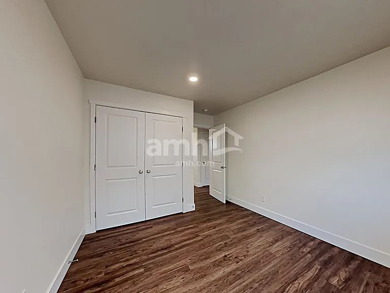 1620 192nd Street Ct E — Photo 13