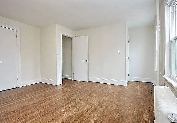 5th image of 20-74 33rd St #1