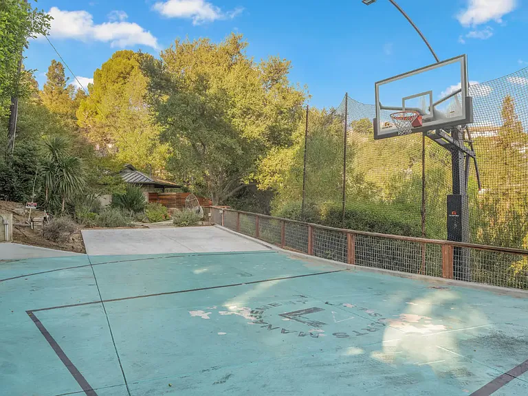 3217 Oakley Dr — Photo 34
