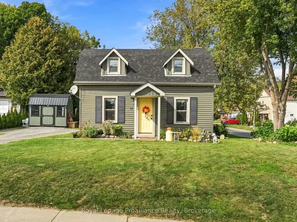 12 Singleton St, Brighton, ON K0K 1H0