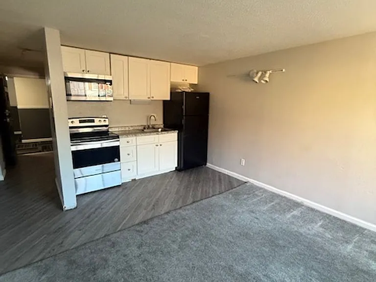 848 Riverview Ter #606 — Photo 2
