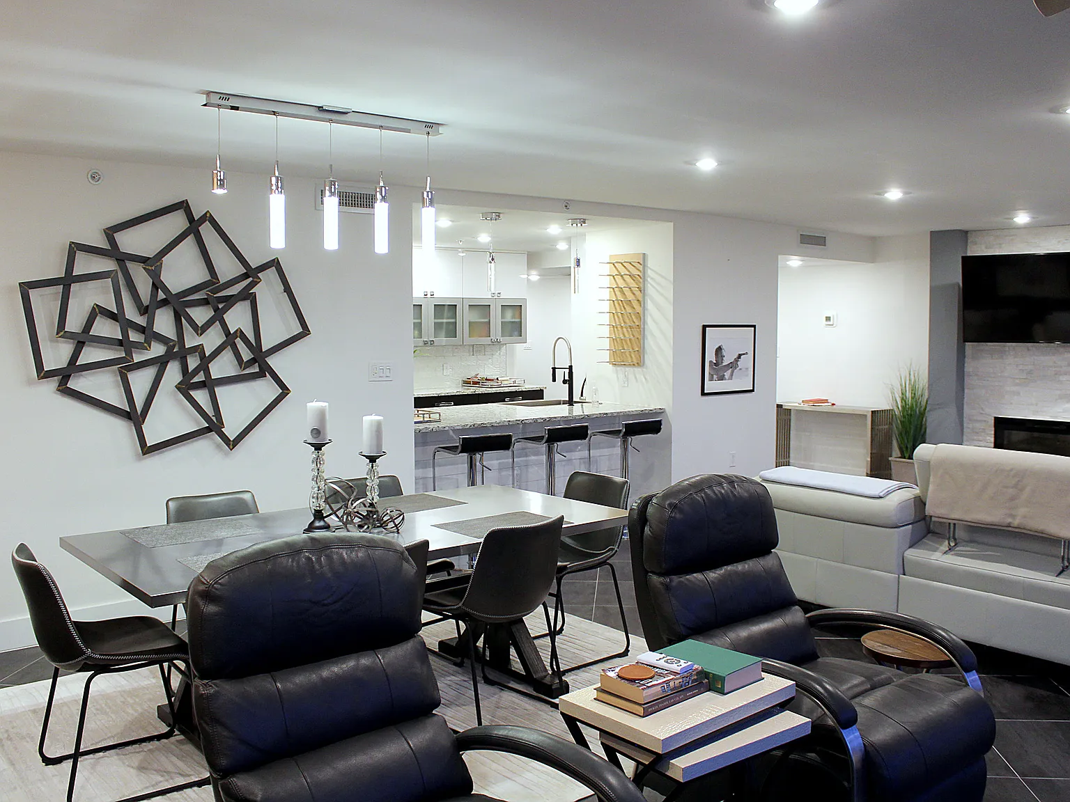 2 bed, 1603 sqft, $4,000 — Photo 2