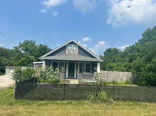 2581 Rhoads Ave, Columbus, OH 43207