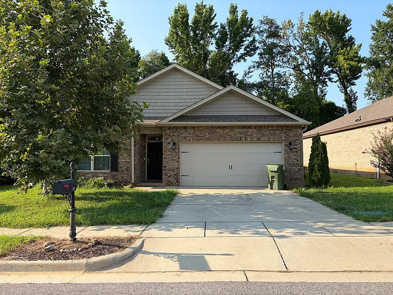 232 Ivyleaf Dr — Photo 1