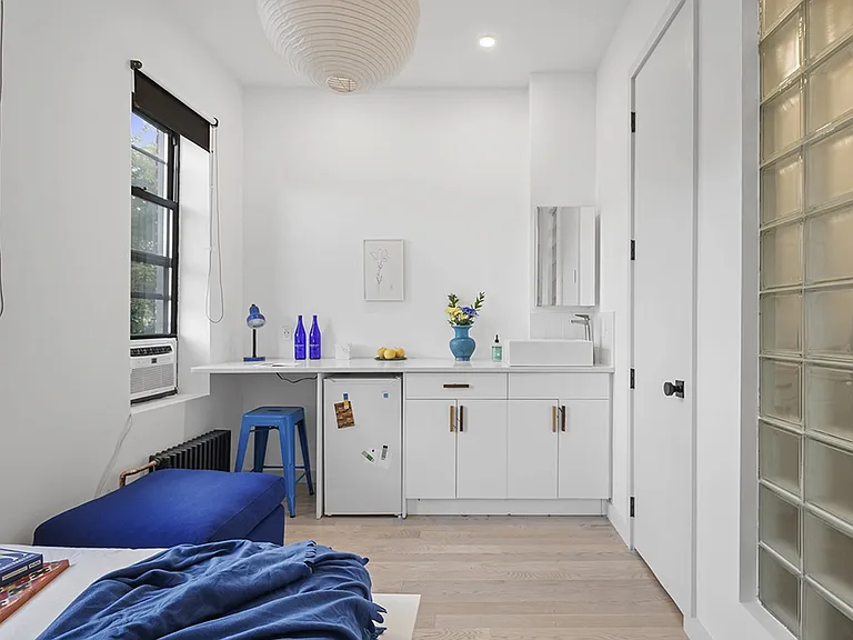 9608 57th Ave #5A — Photo 2