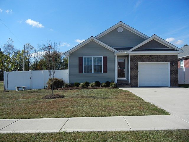 1st image of 211 Eagle Cove Dr