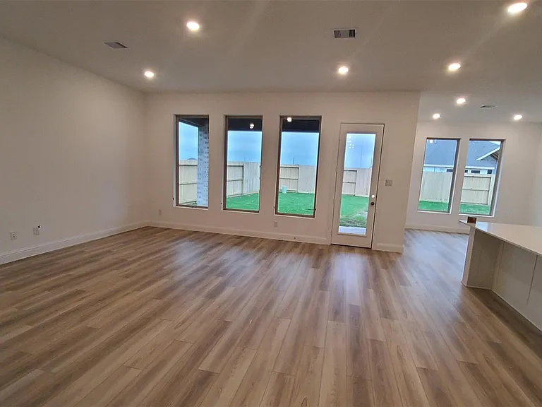 30607 Bahia Oak Bnd — Photo 18