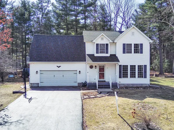 13 Ashton Dr, Morrisonville, NY 12962