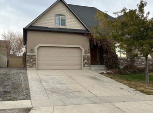 644 W Aspen Hills Blvd, Saratoga Springs, UT 84045