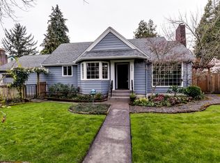 590 Walnut Ln, Eugene, OR 97401