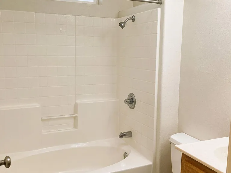1245 Hartley St — Photo 13