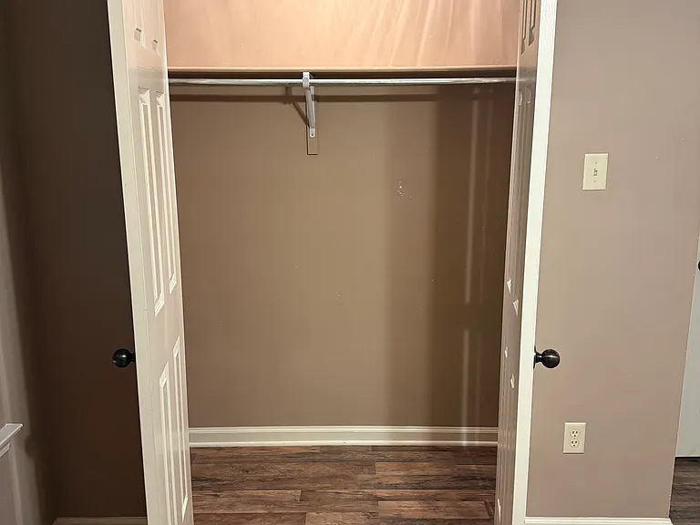 1845 Arden Ln — Photo 14