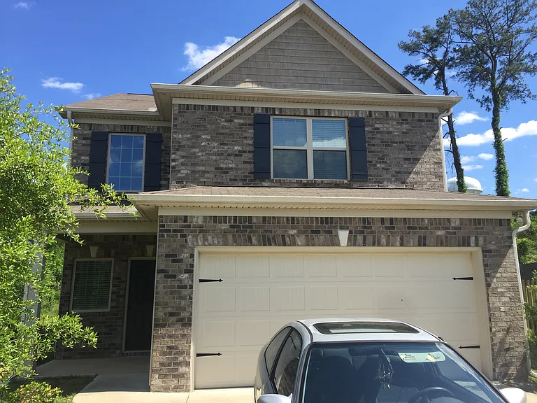 5766 Olivia Ln — Photo 1