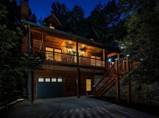 1170 Beaver Lake Dr, Ellijay, GA 30540