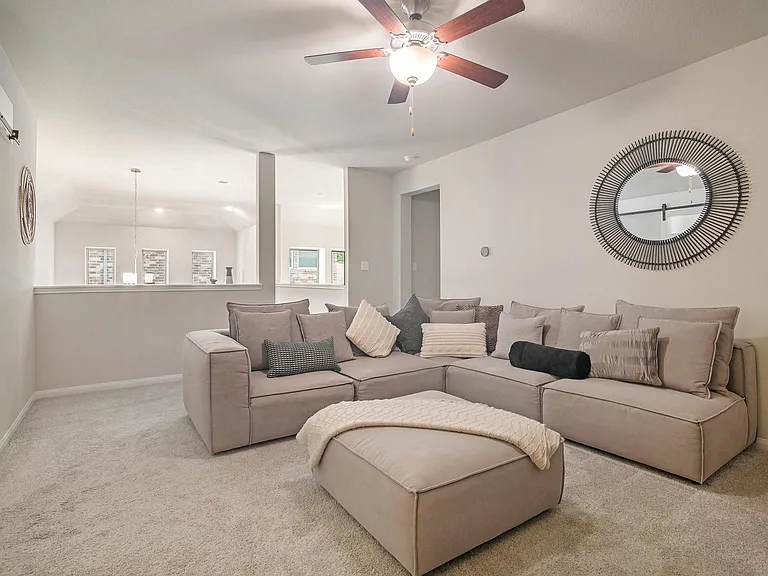 206 Liatris Ct — Photo 14