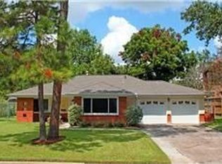 8422 Hatton St, Houston, TX 77025