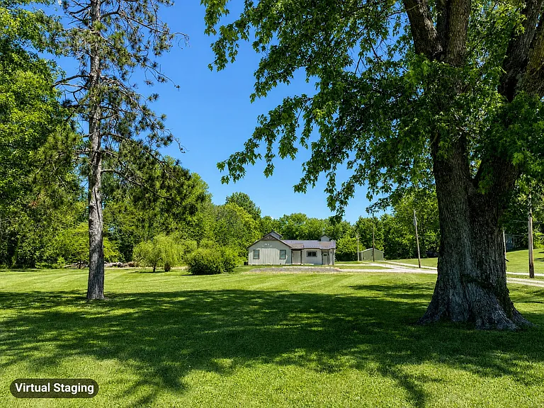 100 Fuquay Rd — Photo 30