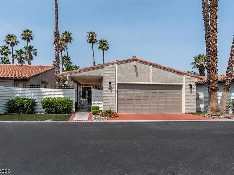 2312 Plaza Del Prado — Photo 38