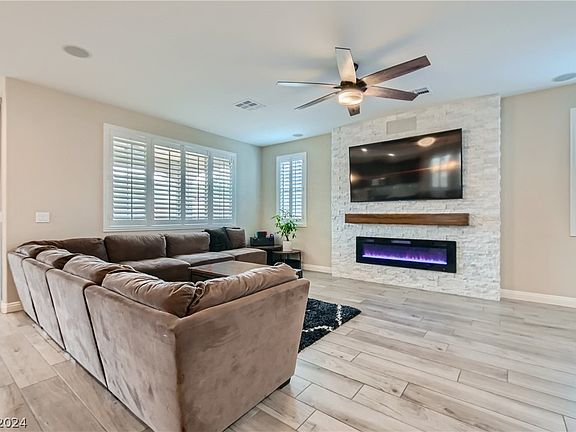 4th image of 9957 Coyote Echo Ct