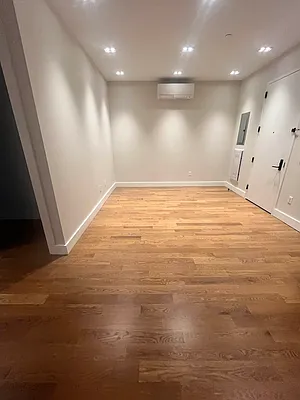 Rented by Nooklyn NYC LLC | media 16