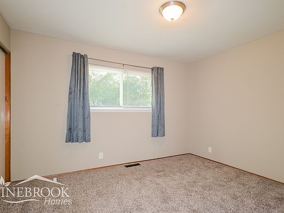 4th image of 10518 Olney Dr