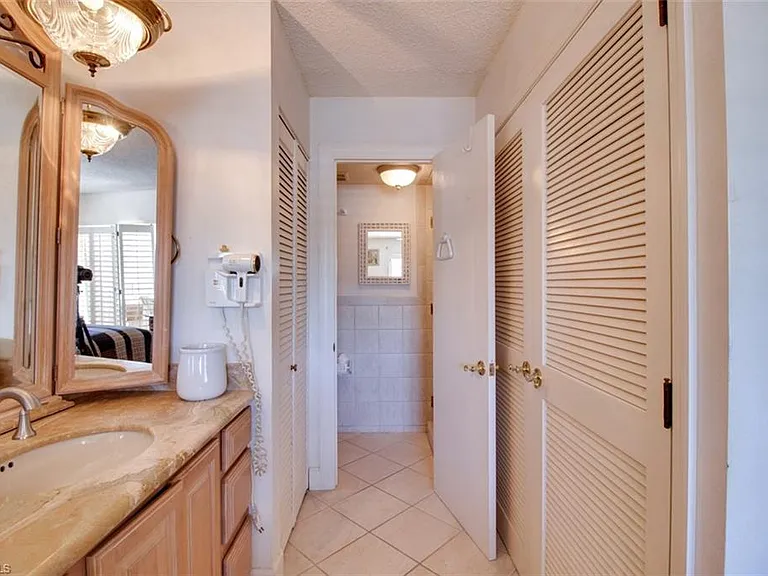250 7th Ave S #305 — Photo 12