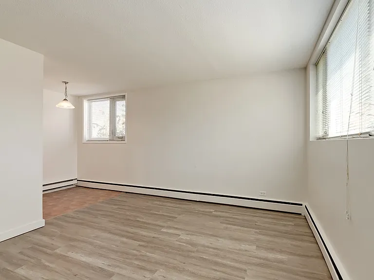 1433 21st Ave SW #6 — Photo 3