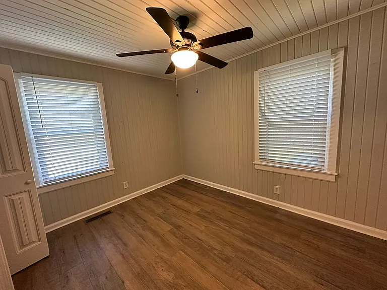 609 Pine Ridge St — Photo 11