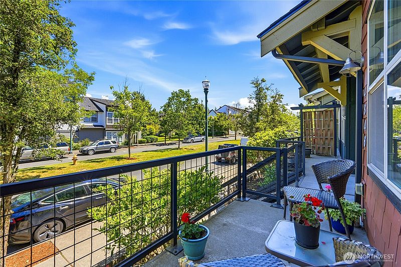 4th image of 4846 Pointes Drive