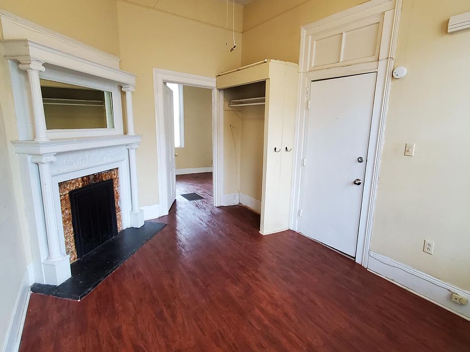 Living room view to bedroom