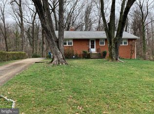 5228 Easton Dr, Springfield, VA 22151