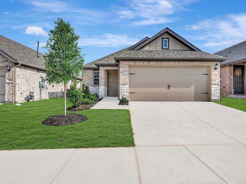 1st image of 755 Hidden Feather Dr