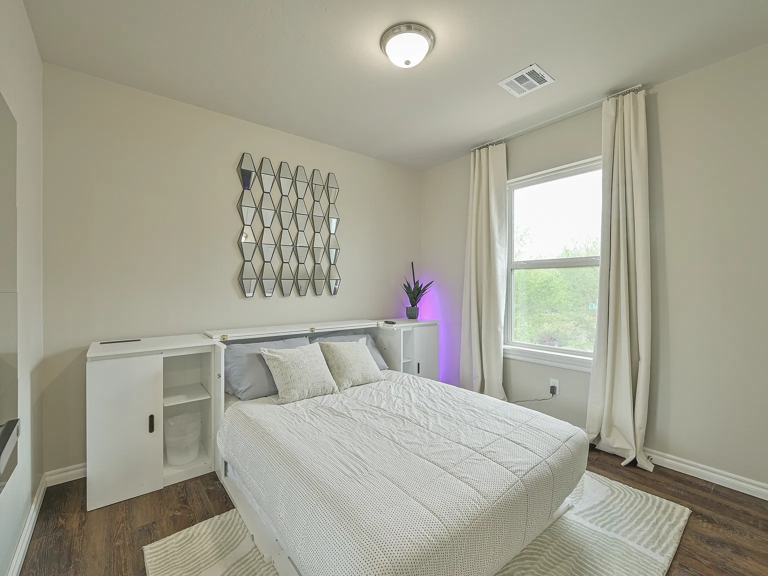 1452 E Park Pl — Photo 1