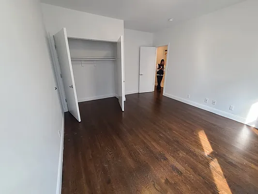 Rented by Cheskel Meisels, LREB | media 7