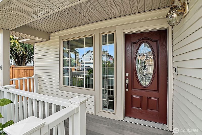 3rd image of 1202 33rd Street SE