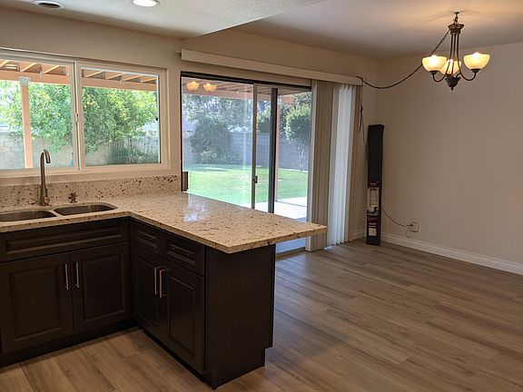 5th image of 12453 Tamarisk Ln