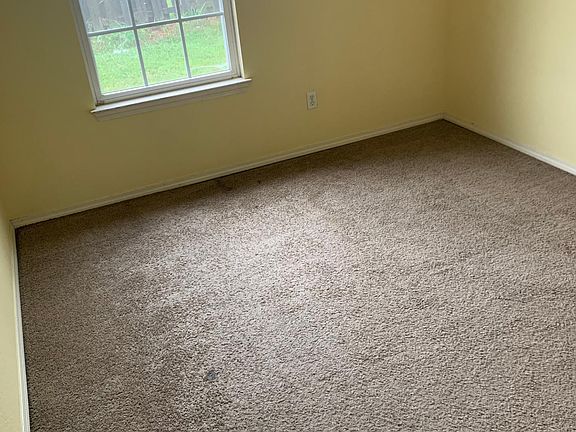 5th image of 2135 S 9th St #2135