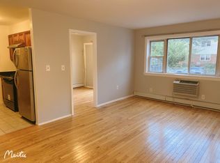 7832 162nd St FLOOR 1, Fresh Meadows, NY 11366