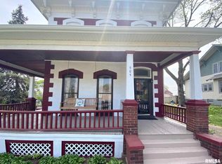 505 10th Ave S, Clinton, IA 52732