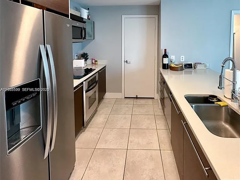 1900 N Bayshore Dr #3919 — Photo 7