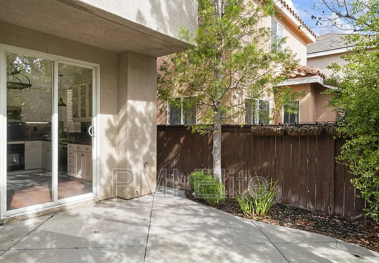 24619 Montevista Cir — Photo 27
