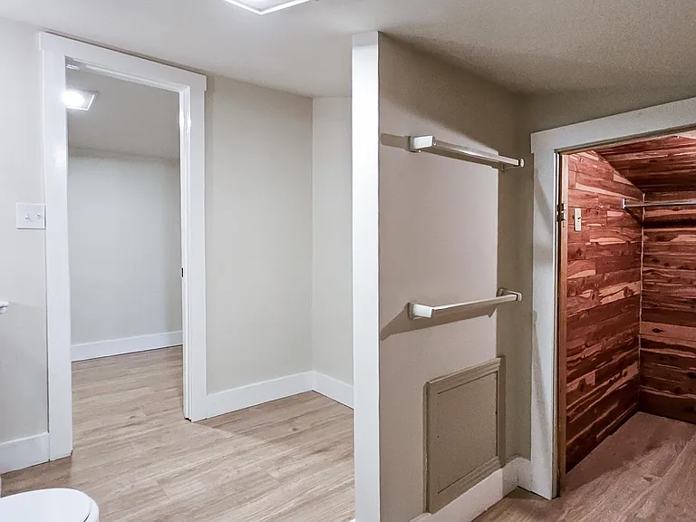 4033 Lucerne Dr SE — Photo 39